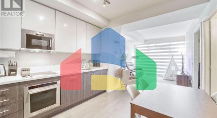 Residential - Single Family Home - Toronto, Canada - Canada