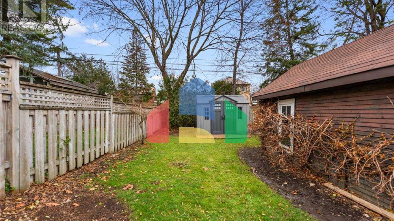 Residential - Single Family Home - Toronto, Canada - Canada