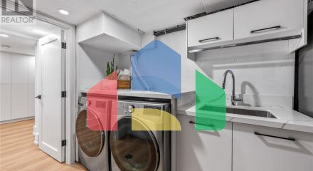 Residential - Single Family Home - Toronto, Canada - Canada