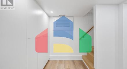 Residential - Single Family Home - Toronto, Canada - Canada