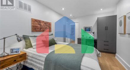 Residential - Single Family Home - Toronto, Canada - Canada