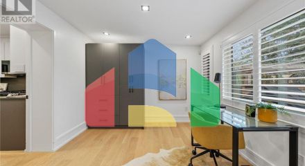 Residential - Single Family Home - Toronto, Canada - Canada