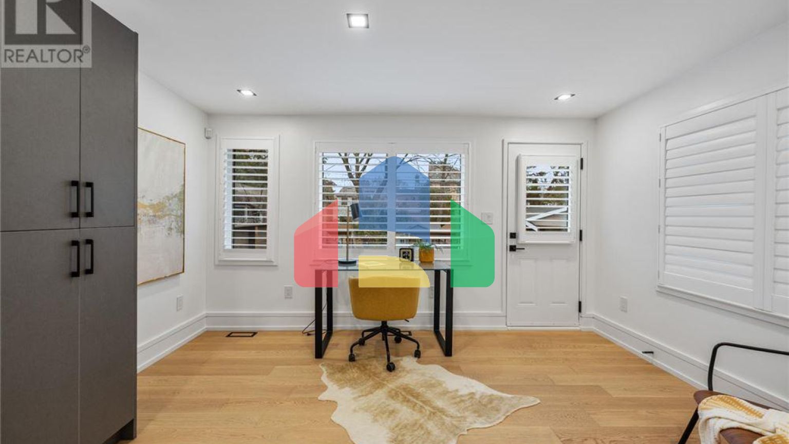 Residential - Single Family Home - Toronto, Canada - Canada