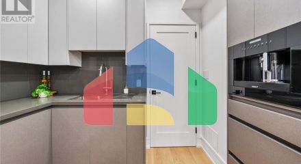 Residential - Single Family Home - Toronto, Canada - Canada