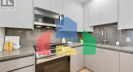 Residential - Single Family Home - Toronto, Canada - Canada