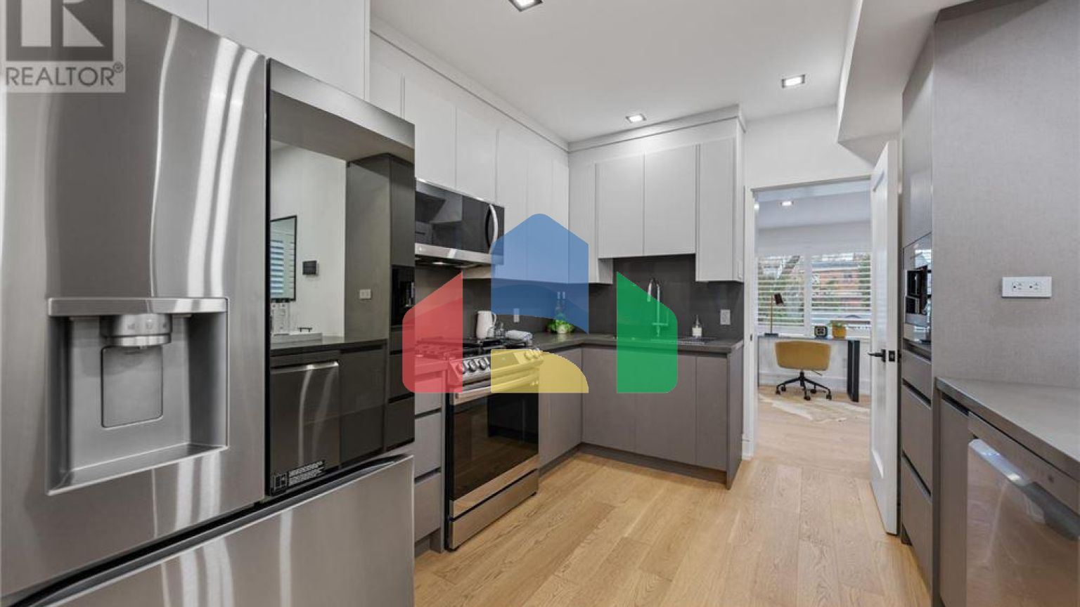 Residential - Single Family Home - Toronto, Canada - Canada