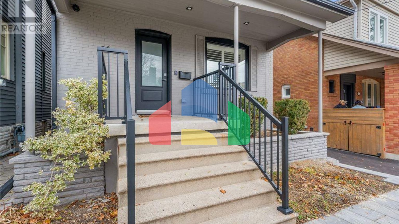 Residential - Single Family Home - Toronto, Canada - Canada