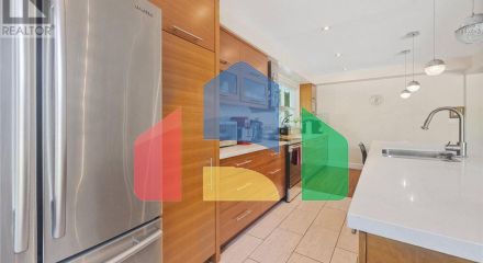 Residential - Single Family Home - Toronto, Canada - Canada