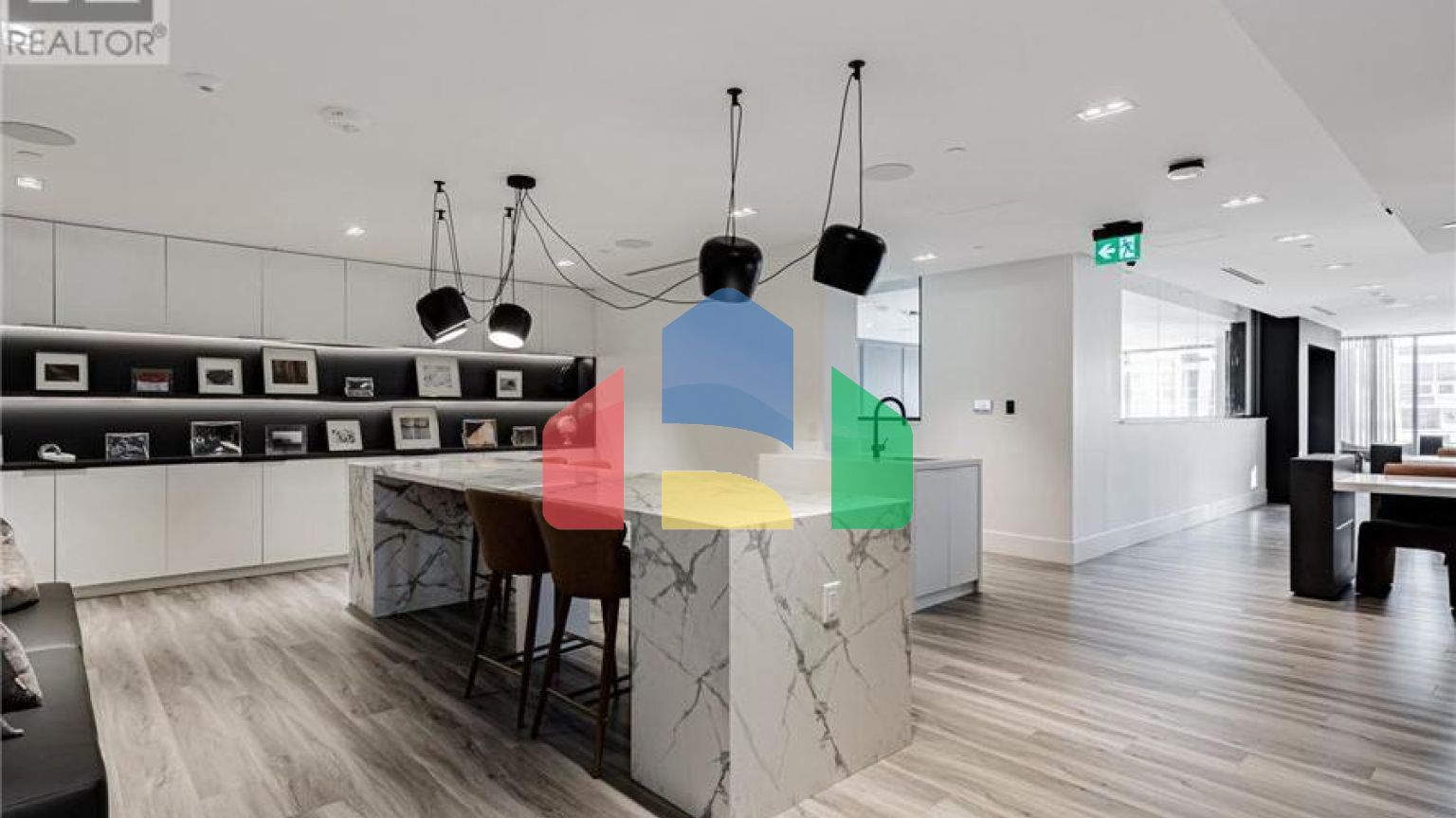 Residential - Single Family Home - Toronto, Canada - Canada