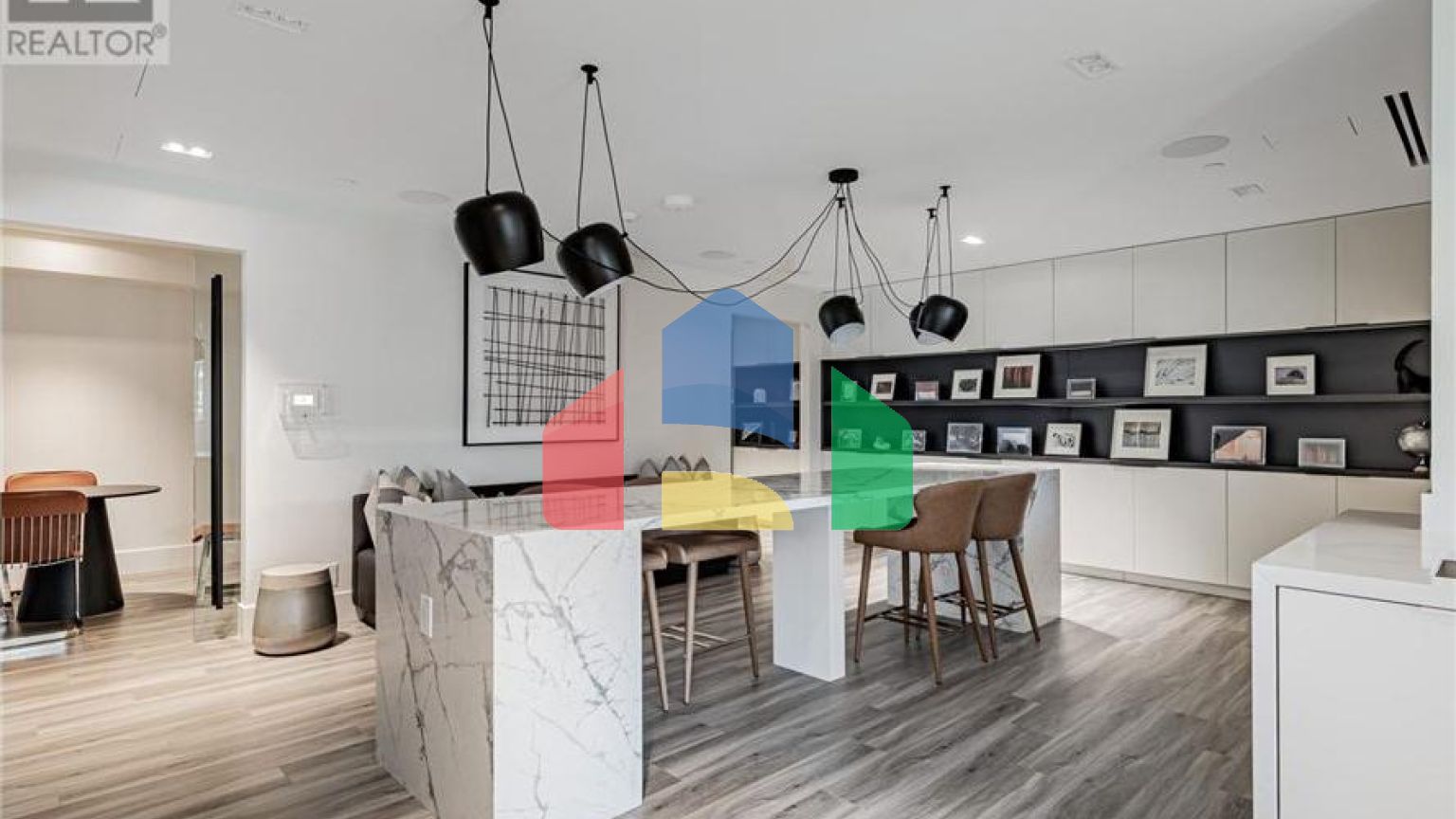 Residential - Single Family Home - Toronto, Canada - Canada