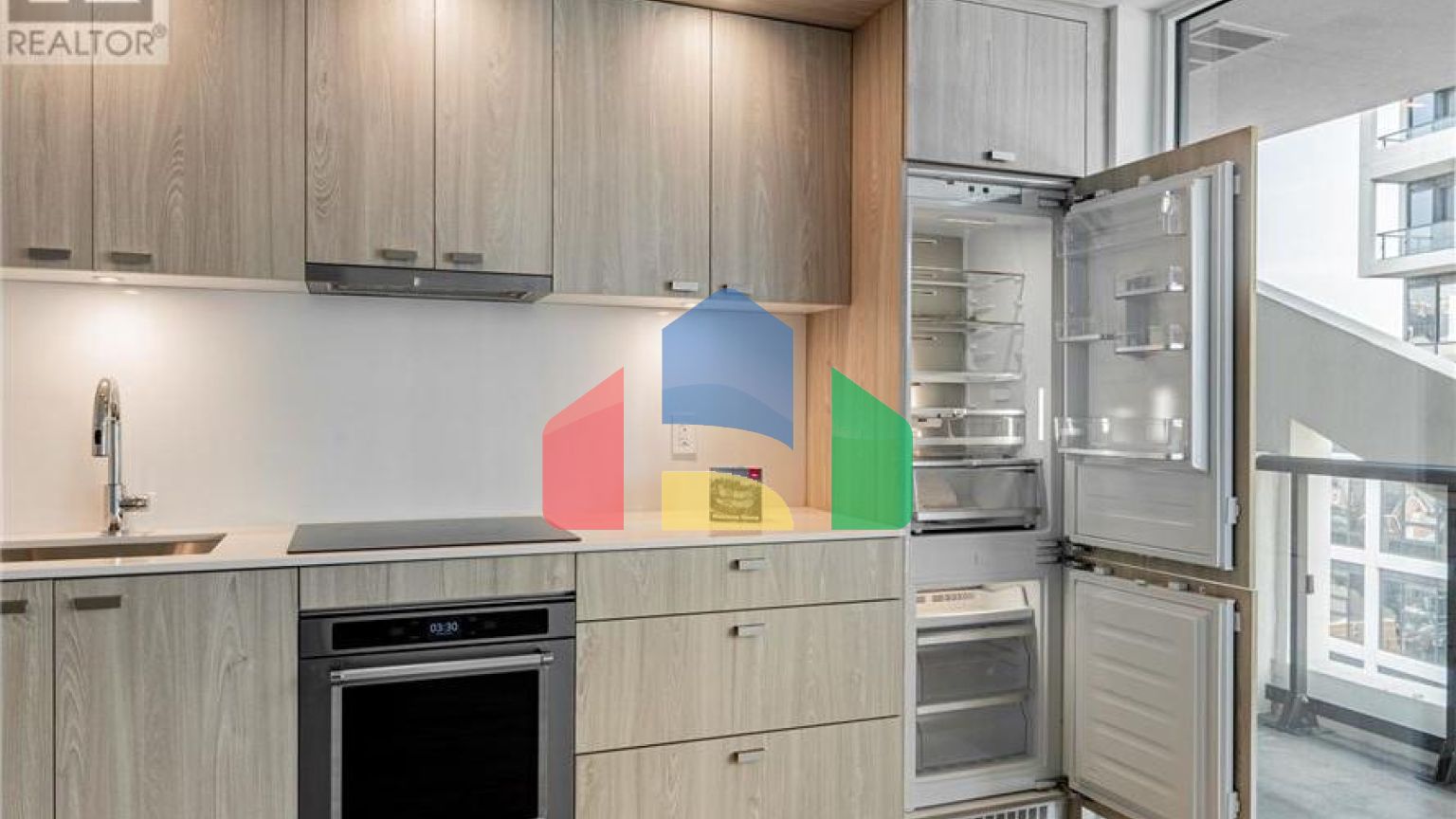 Residential - Single Family Home - Toronto, Canada - Canada