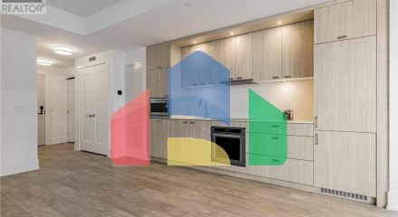 Residential - Single Family Home - Toronto, Canada - Canada