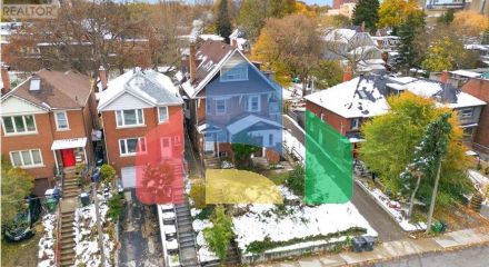 Residential - Single Family Home - Toronto, Canada - Canada