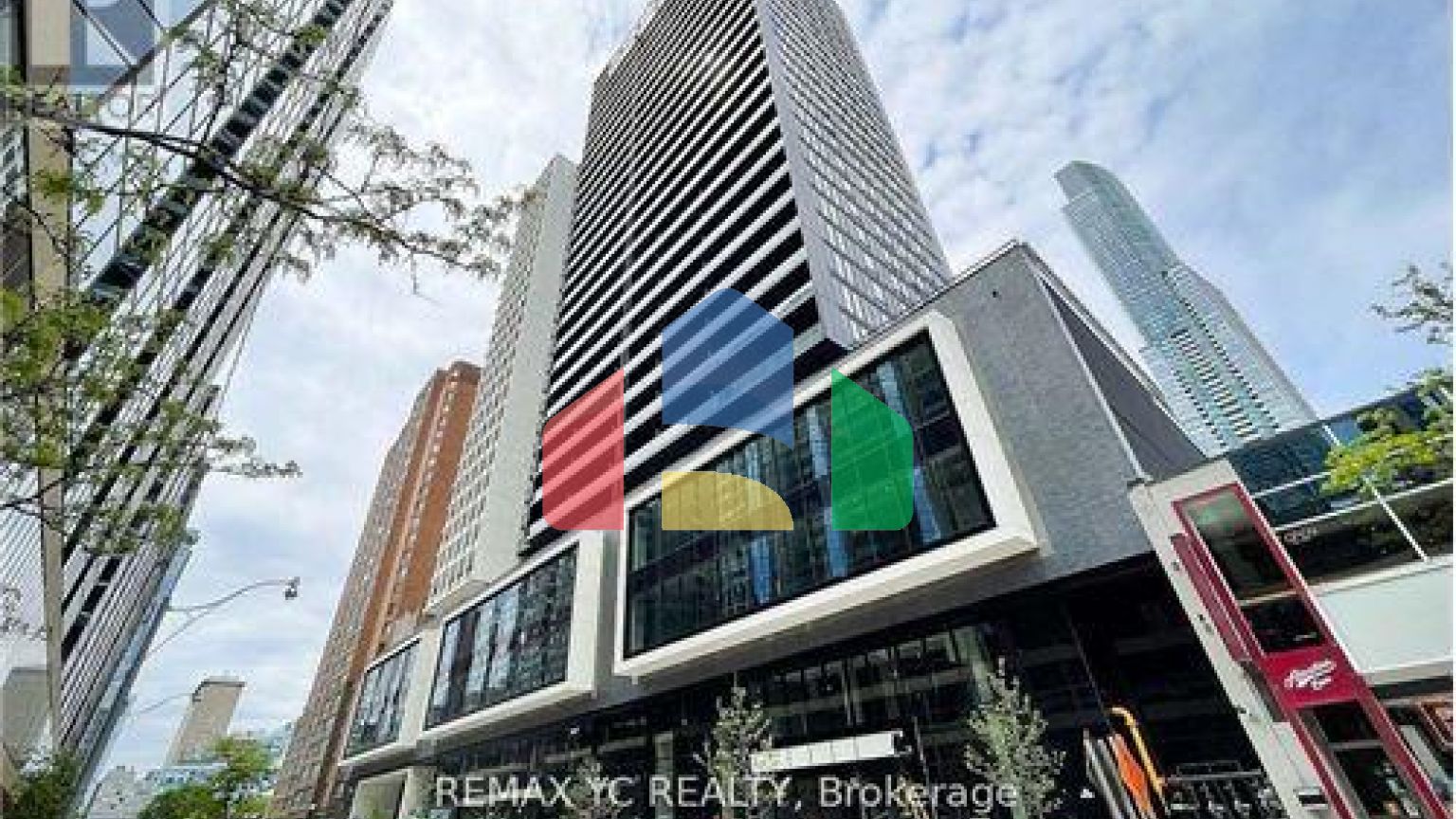 Residential - Single Family Home - Toronto, Canada - Canada