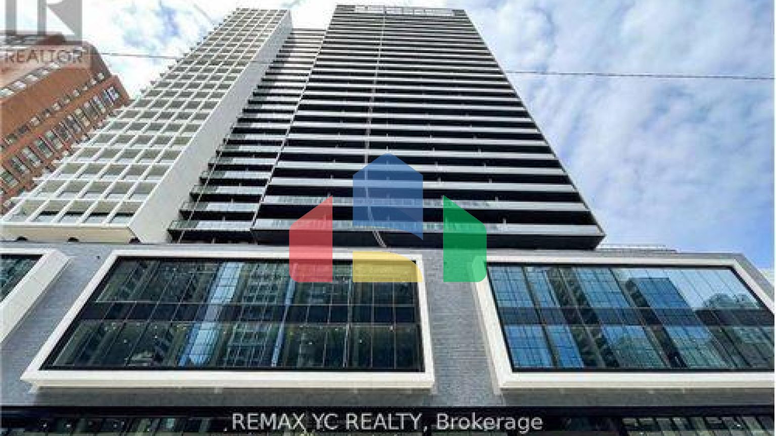 Residential - Single Family Home - Toronto, Canada - Canada