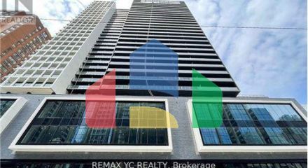 Residential - Single Family Home - Toronto, Canada - Canada