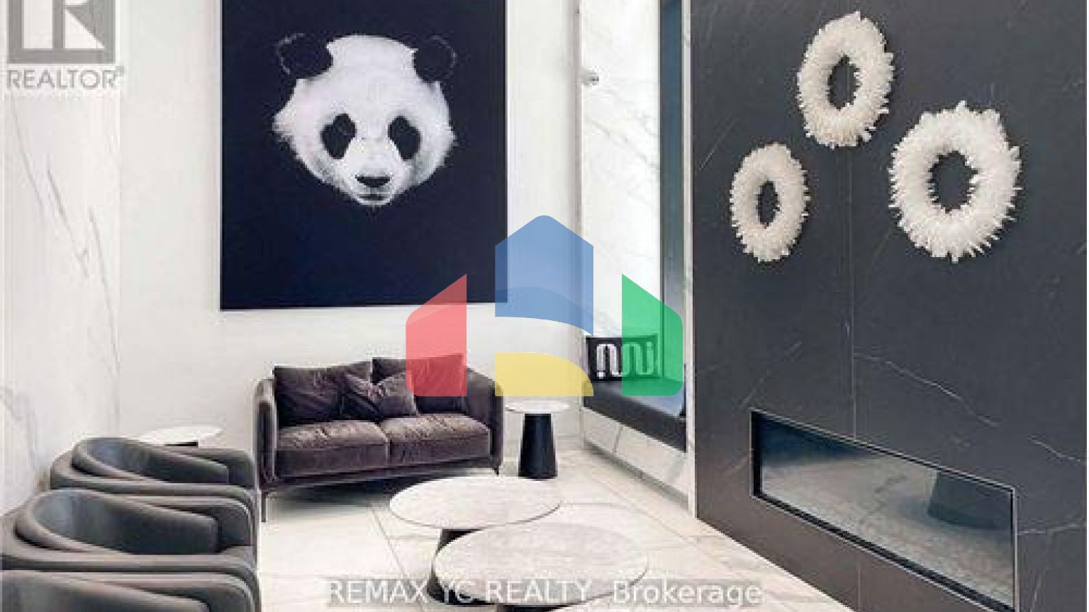 Residential - Single Family Home - Toronto, Canada - Canada