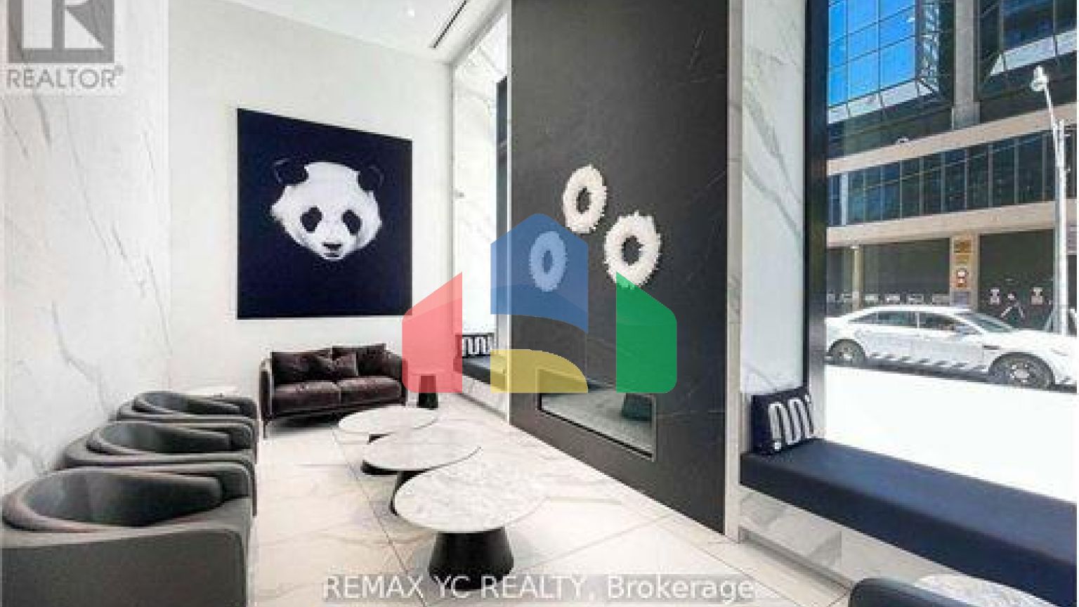 Residential - Single Family Home - Toronto, Canada - Canada