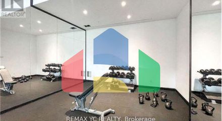 Residential - Single Family Home - Toronto, Canada - Canada