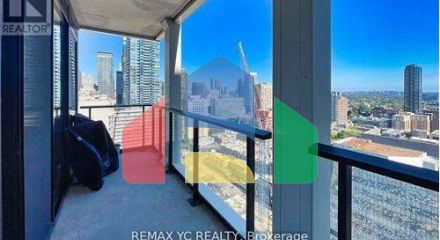 Residential - Single Family Home - Toronto, Canada - Canada