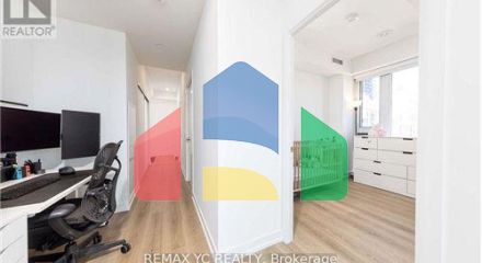 Residential - Single Family Home - Toronto, Canada - Canada