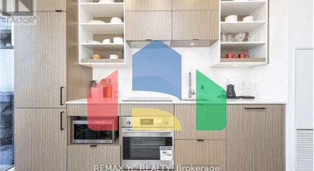 Residential - Single Family Home - Toronto, Canada - Canada