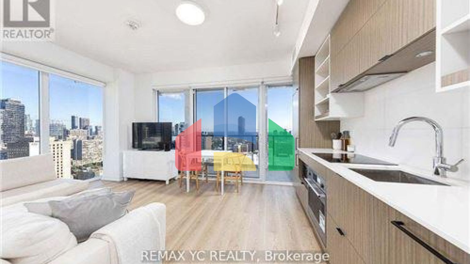 Residential - Single Family Home - Toronto, Canada - Canada