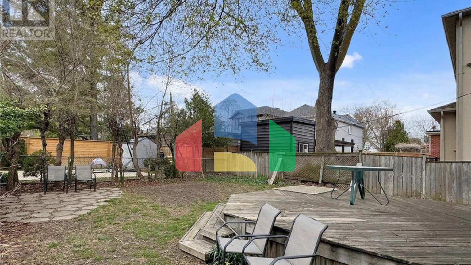 Residential - Single Family Home - Toronto, Canada - Canada