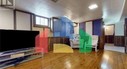 Residential - Single Family Home - Toronto, Canada - Canada