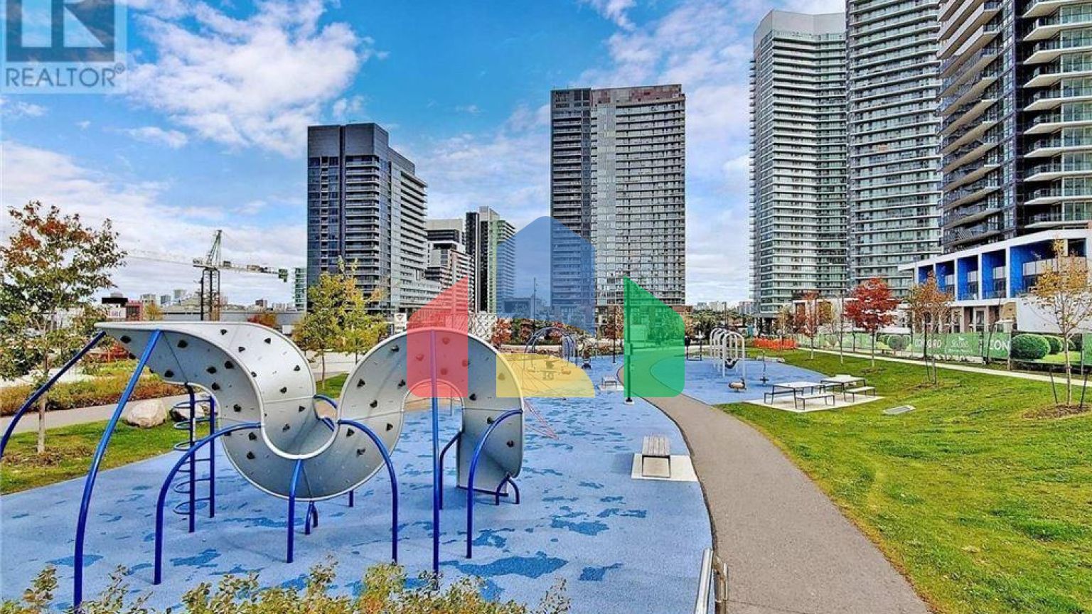 Residential - Single Family Home - Toronto, Canada - Canada