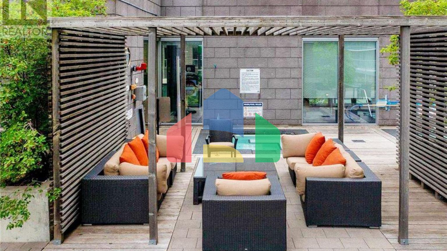 Residential - Single Family Home - Toronto, Canada - Canada