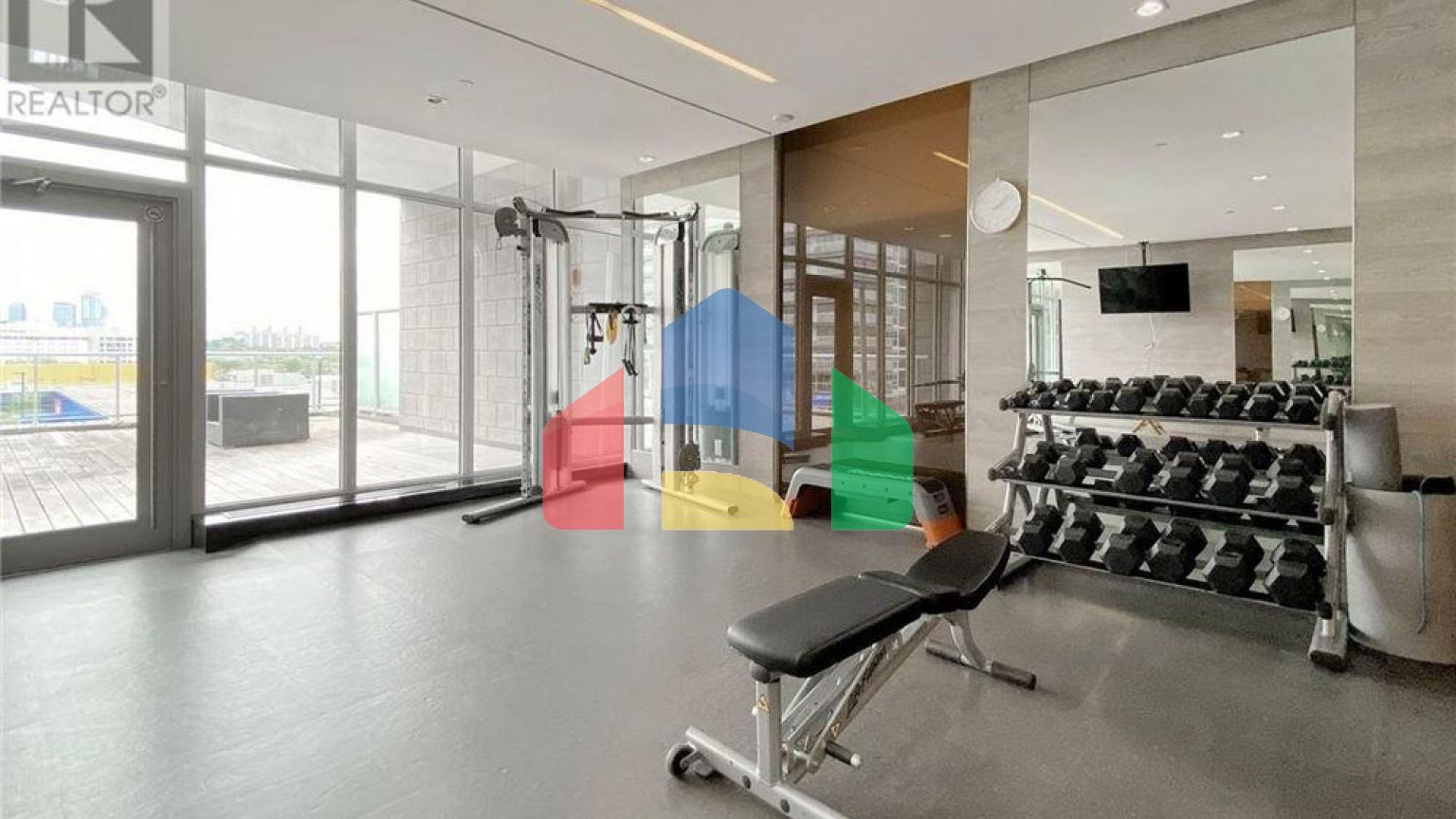 Residential - Single Family Home - Toronto, Canada - Canada