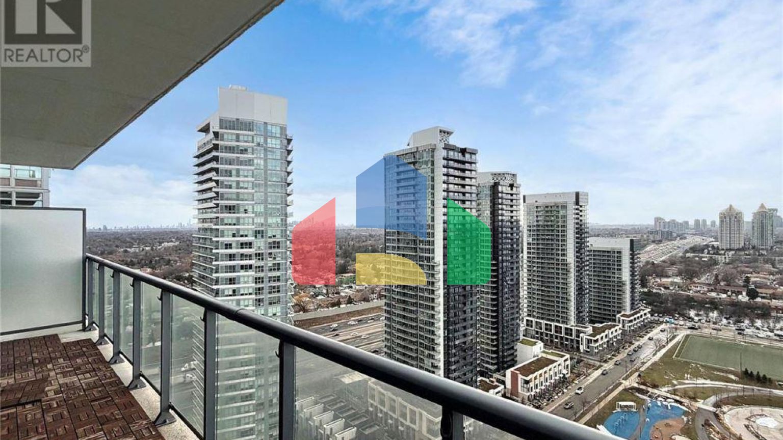 Residential - Single Family Home - Toronto, Canada - Canada