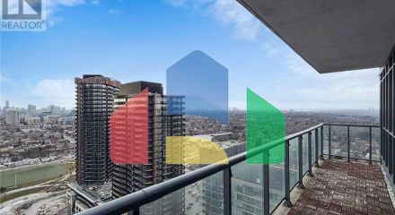 Residential - Single Family Home - Toronto, Canada - Canada