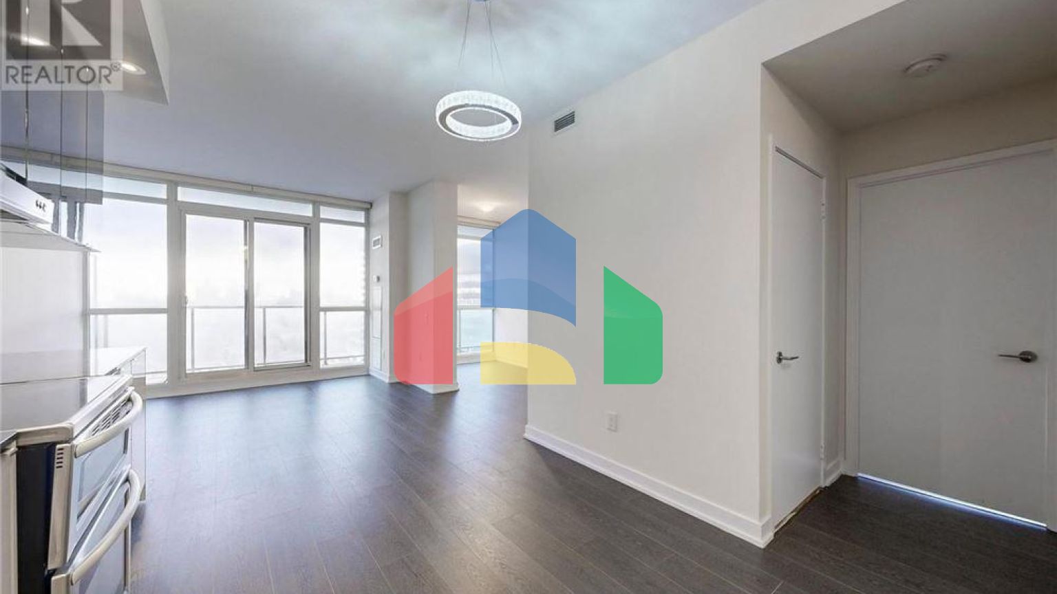 Residential - Single Family Home - Toronto, Canada - Canada