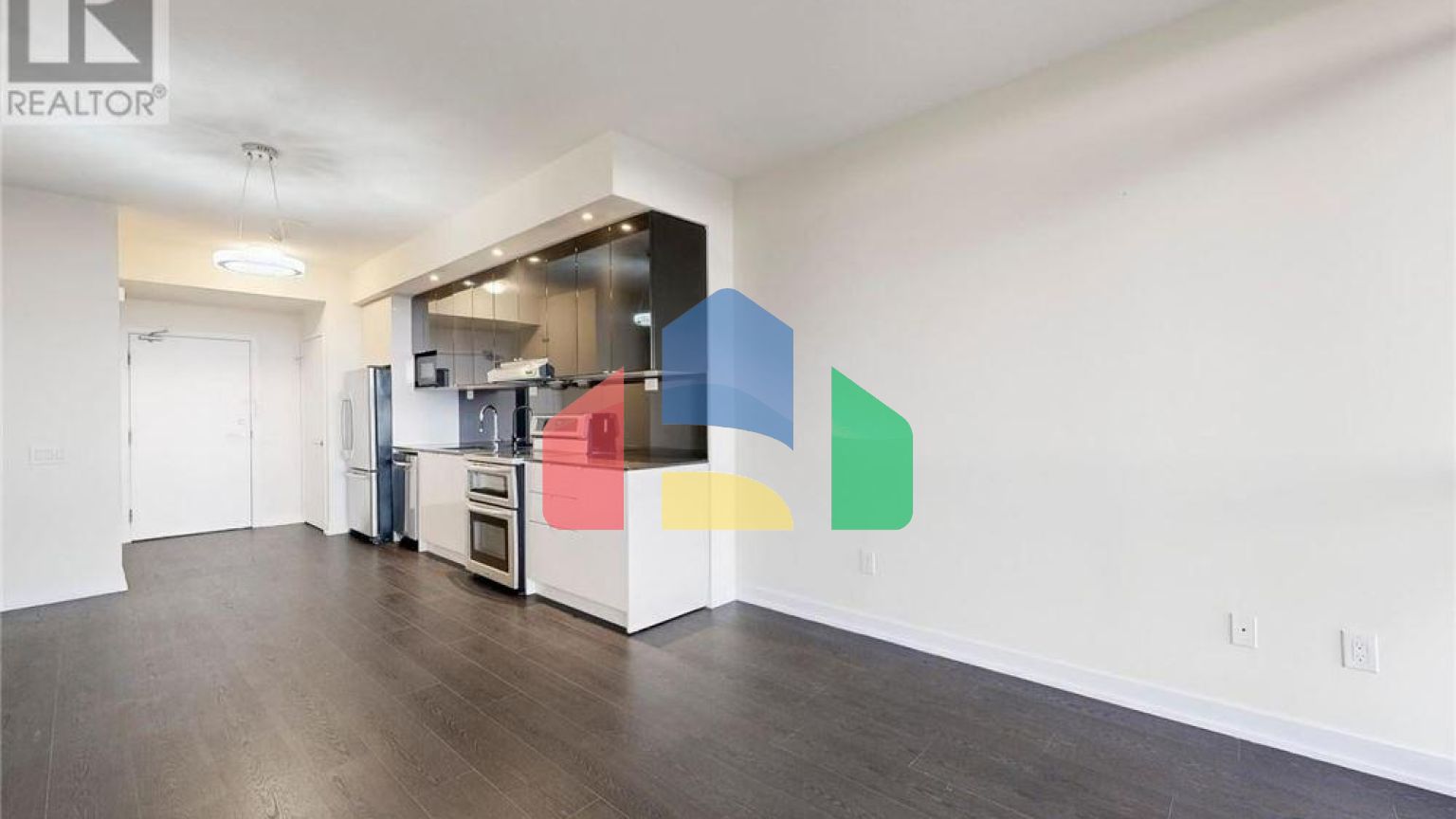 Residential - Single Family Home - Toronto, Canada - Canada