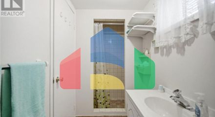 Residential - Single Family Home - Toronto, Canada - Canada