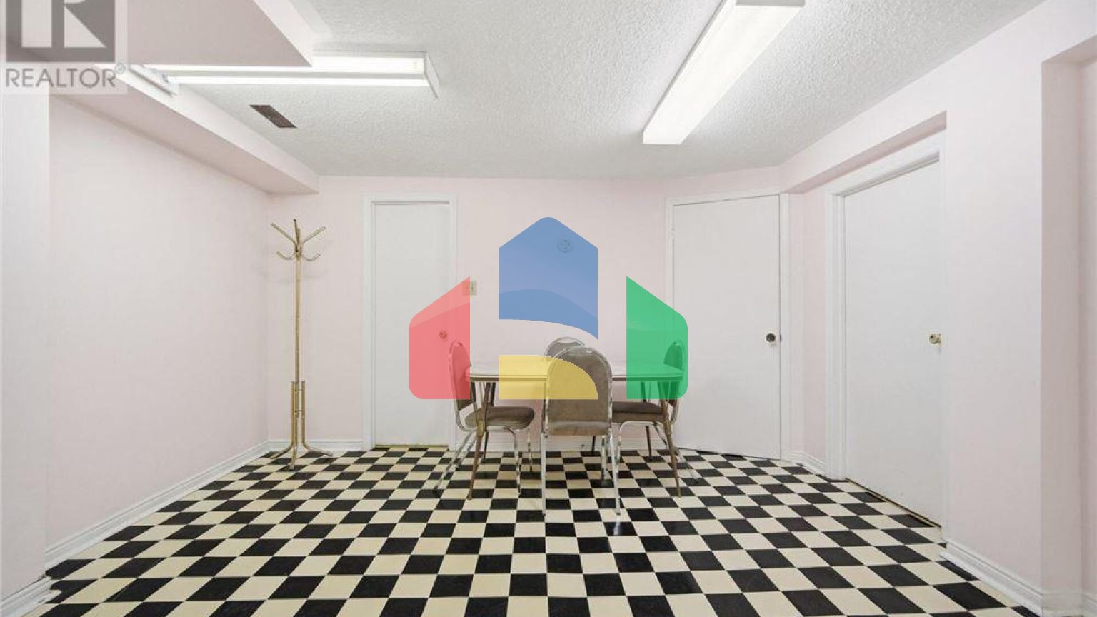 Residential - Single Family Home - Toronto, Canada - Canada