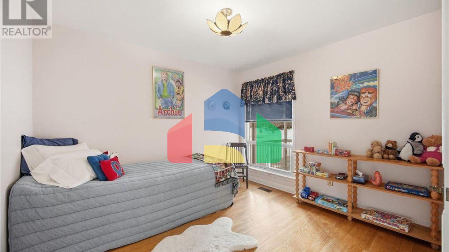 Residential - Single Family Home - Toronto, Canada - Canada