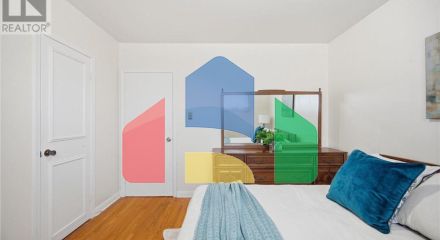 Residential - Single Family Home - Toronto, Canada - Canada