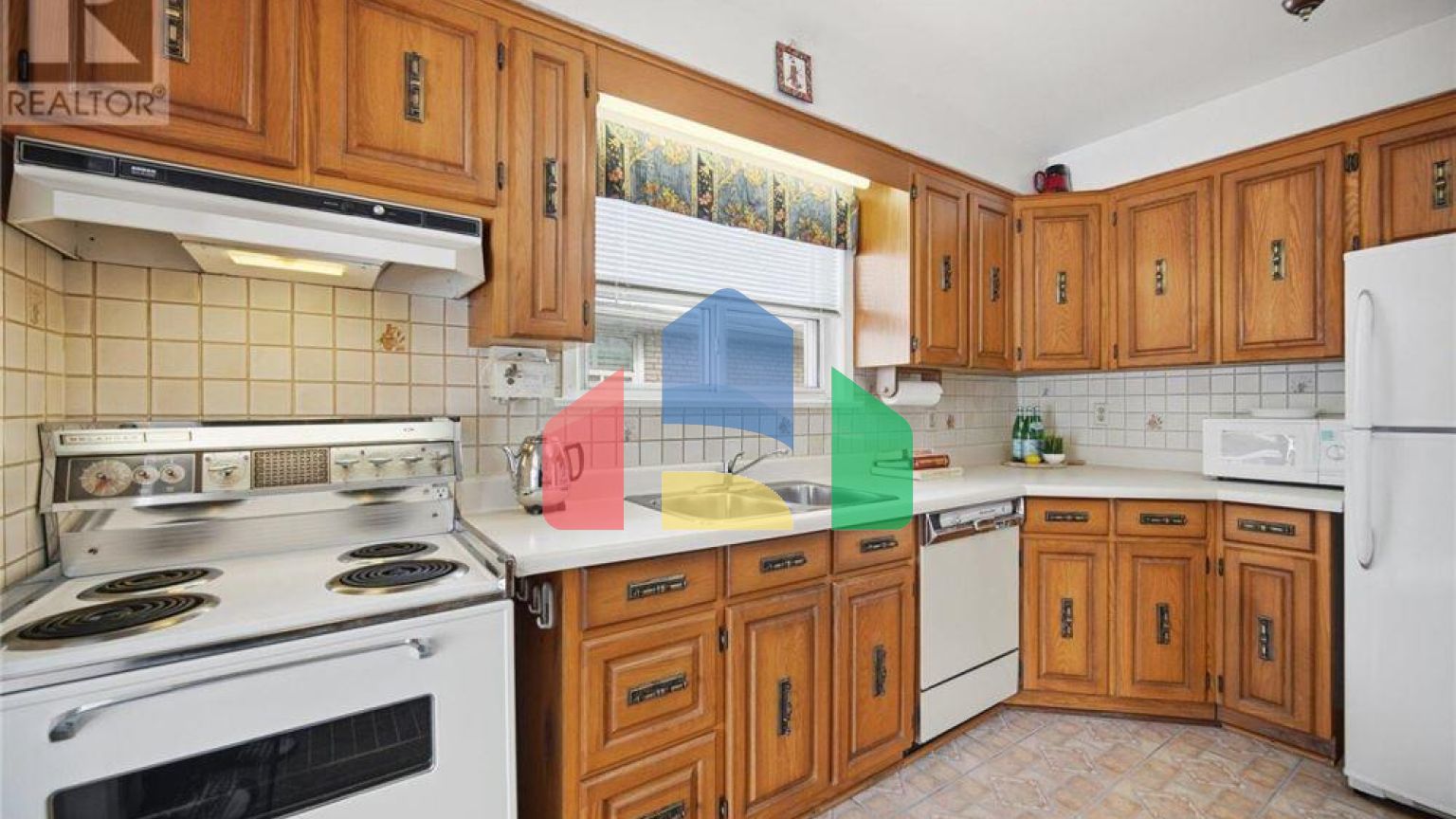 Residential - Single Family Home - Toronto, Canada - Canada