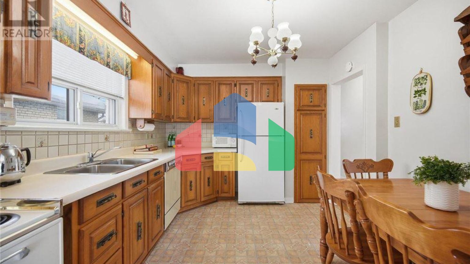 Residential - Single Family Home - Toronto, Canada - Canada