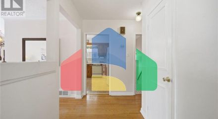 Residential - Single Family Home - Toronto, Canada - Canada