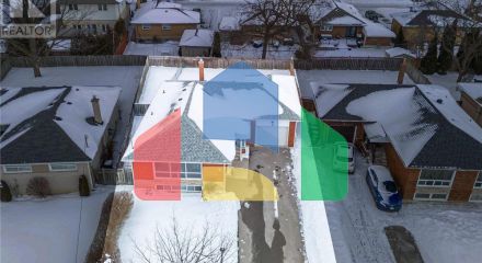 Residential - Single Family Home - Toronto, Canada - Canada