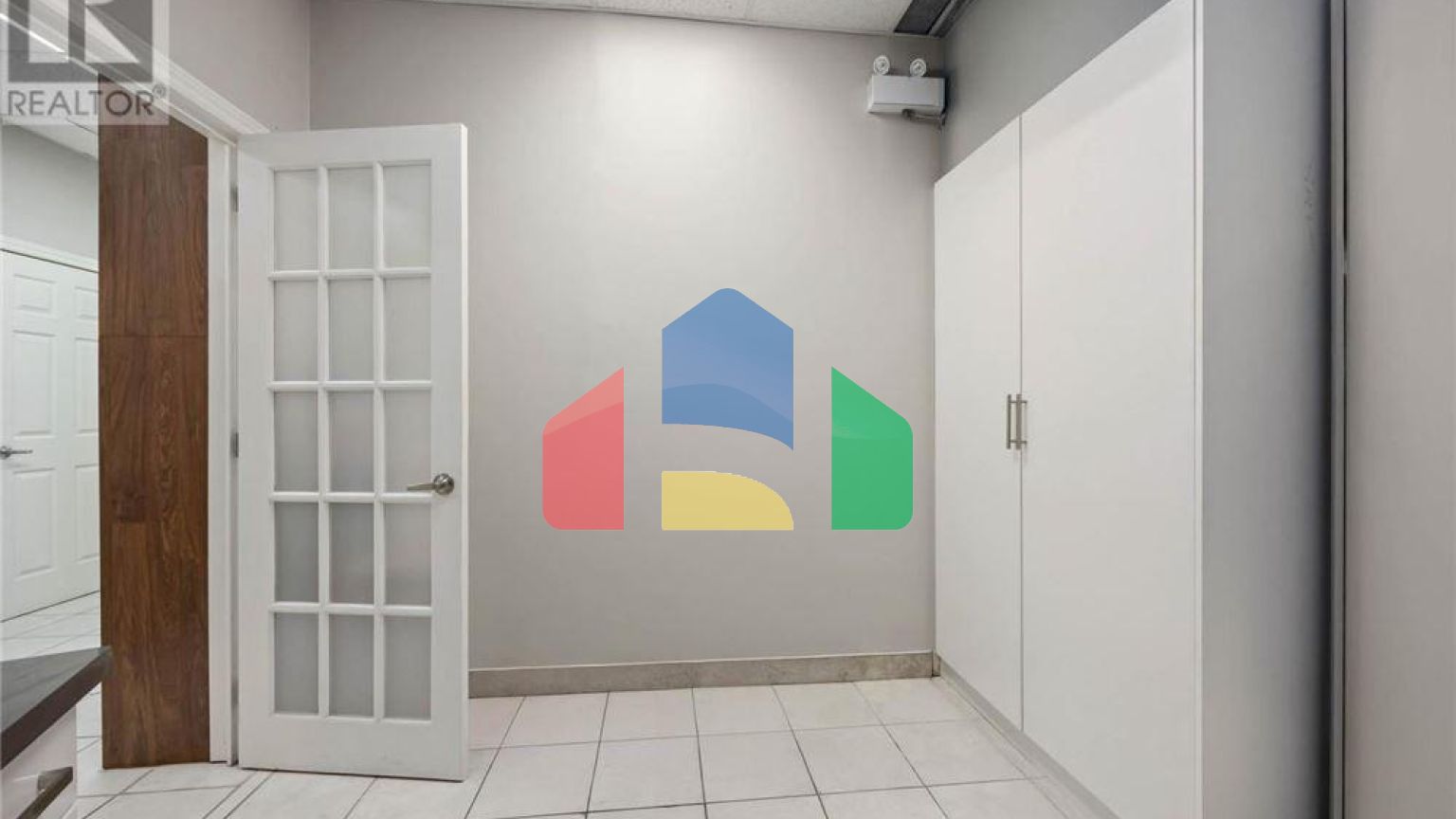 Commercial - Commercial/Retail - Toronto, Canada - Canada