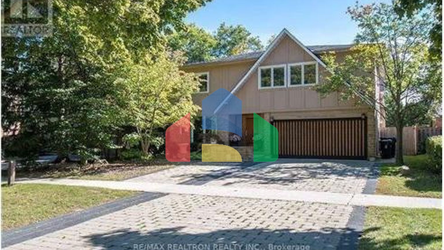 Residential - Single Family Home - Toronto, Canada - Canada