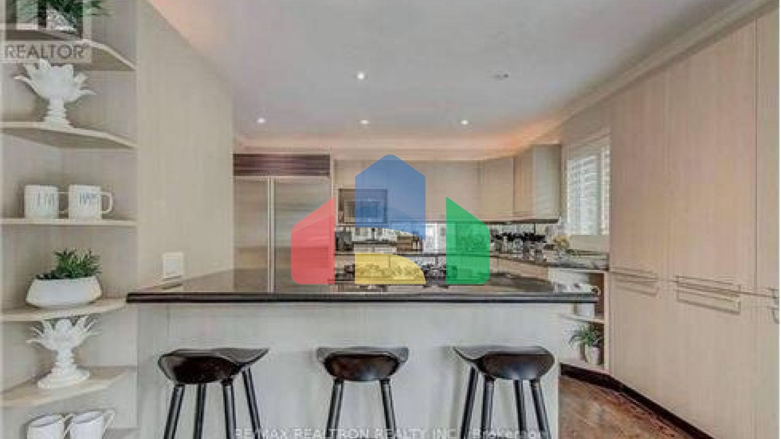 Residential - Single Family Home - Toronto, Canada - Canada