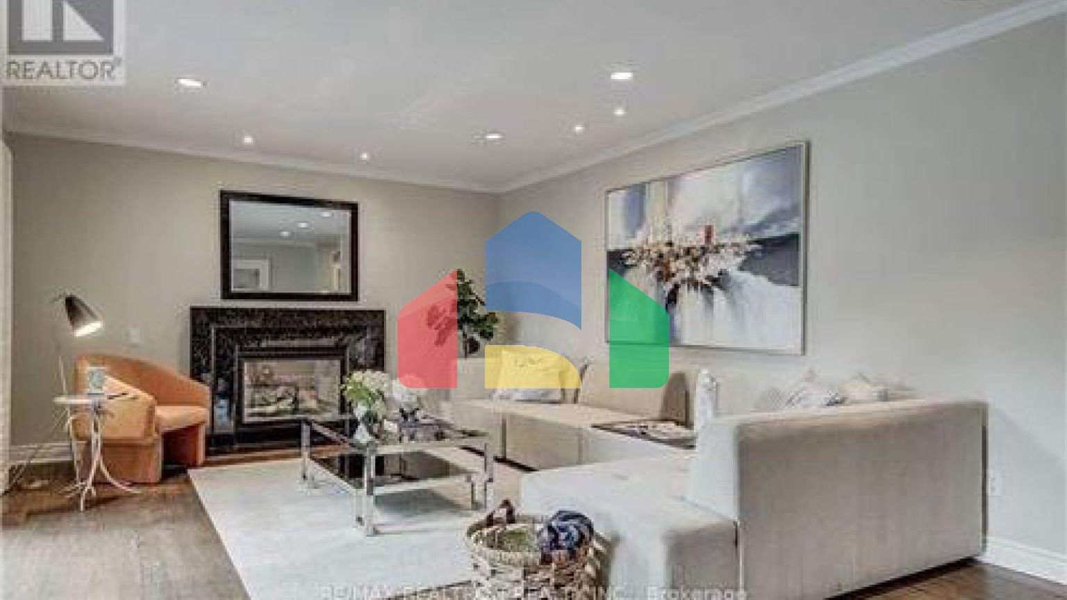 Residential - Single Family Home - Toronto, Canada - Canada