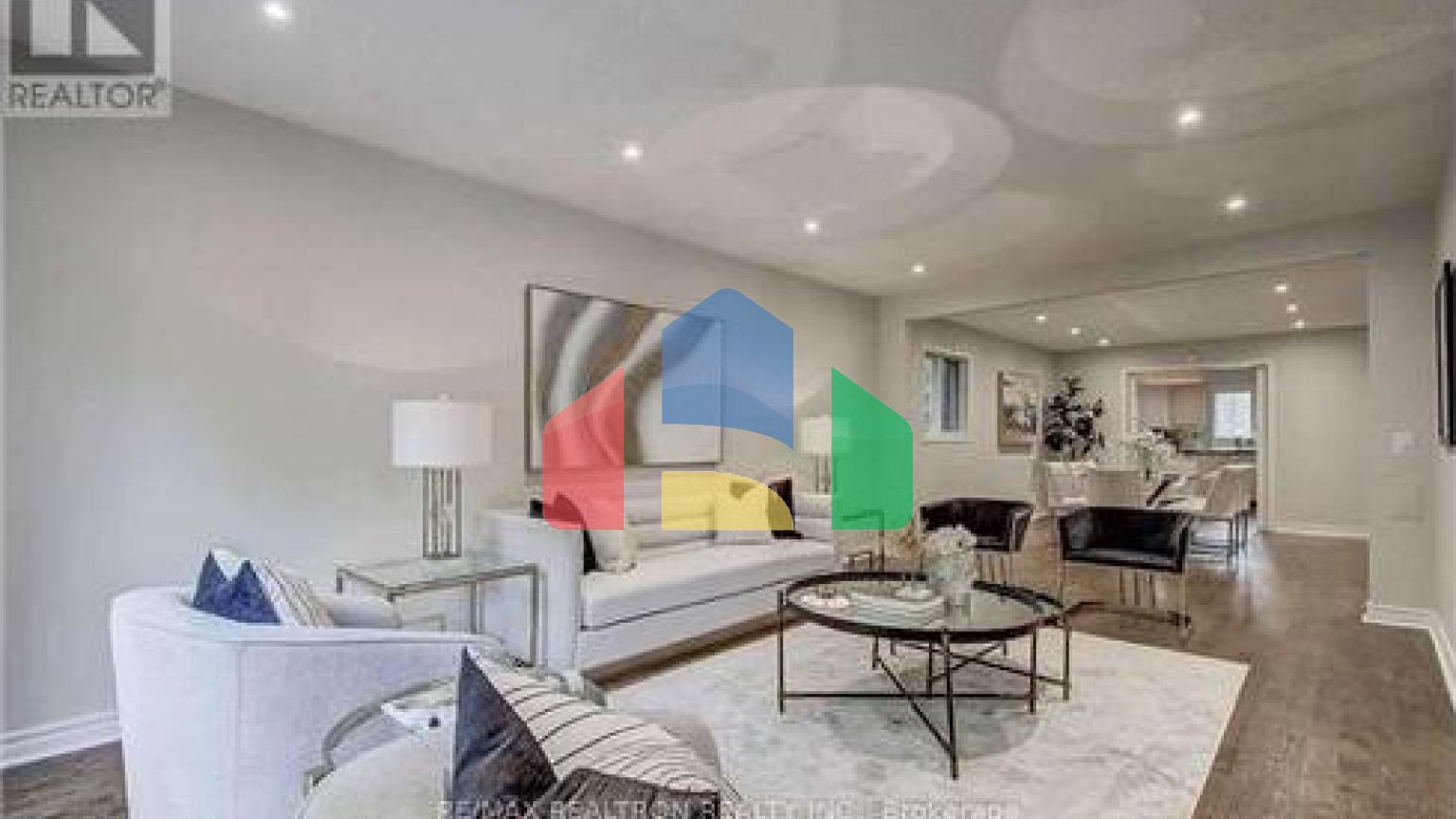 Residential - Single Family Home - Toronto, Canada - Canada