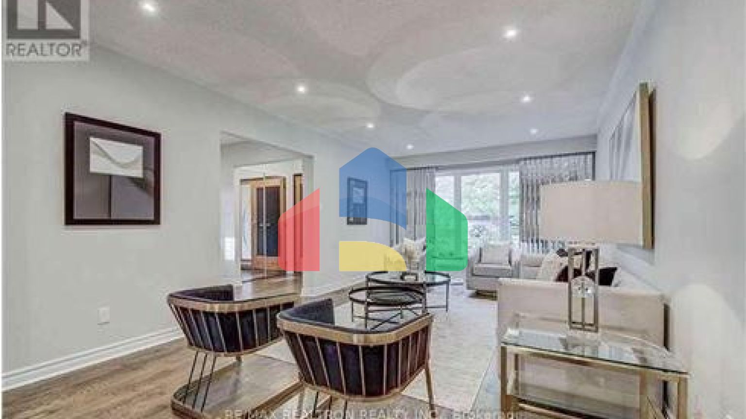 Residential - Single Family Home - Toronto, Canada - Canada